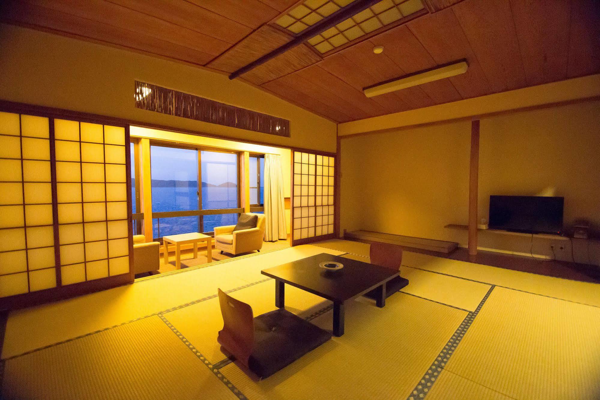 Wakayama Kada Onsen Kada Kaigetsu Hotel Ngoại thất bức ảnh